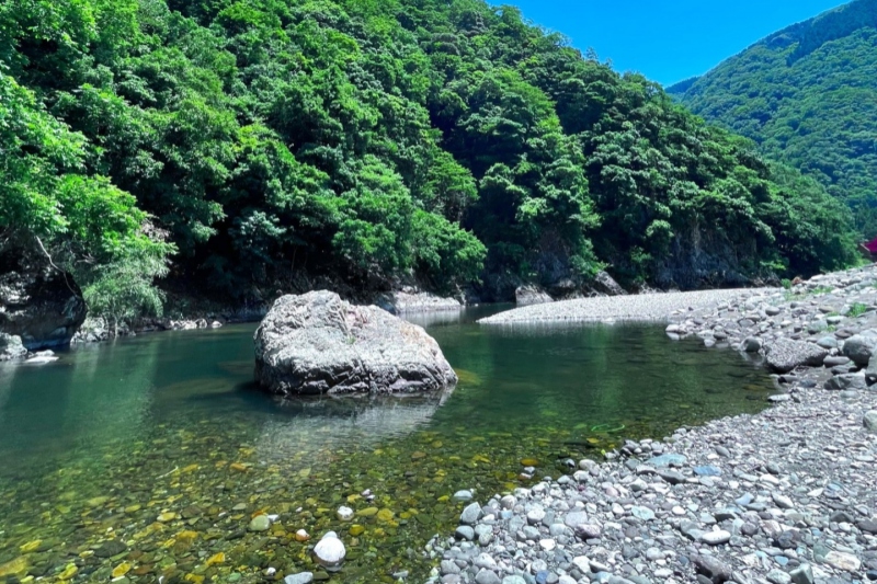 兵庫県の穴場/湯村温泉周辺のきれいな川遊びスポットのご紹介