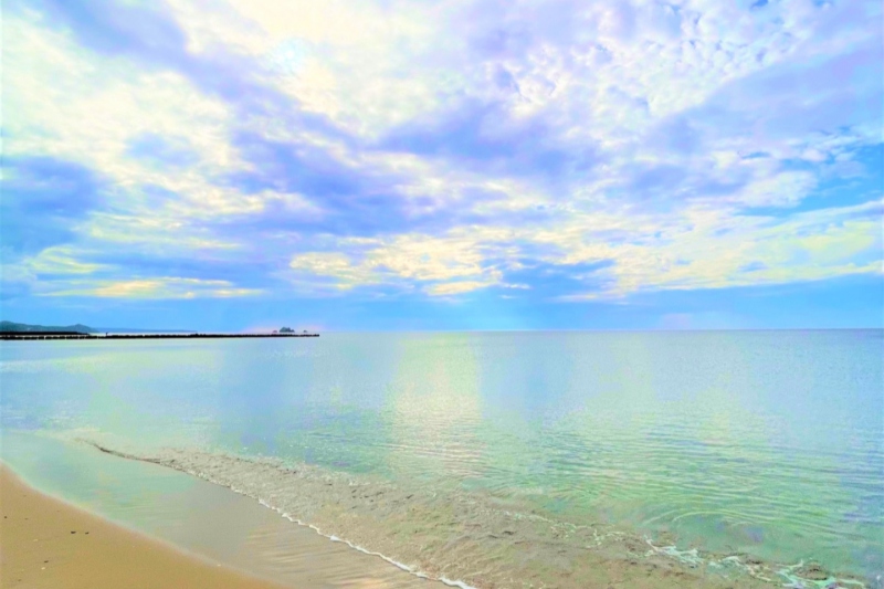 賀露港（鳥取港）周辺の観光スポット5選～鳥取砂丘コナン空港や綺麗な海水浴場も～＜鳥取県/鳥取市＞